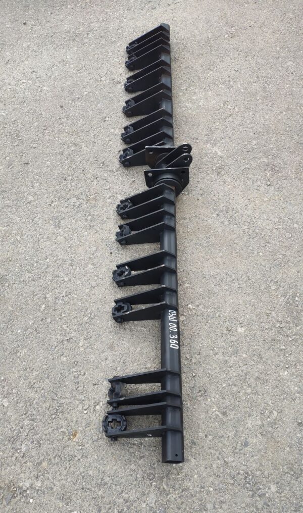 75f210e7be9211e593700015af648810_dcbf545cfc2011ebb32f18c04d3647f9 Вал подъема сошников (вторичный) средний квадрат 42х42, толщина 5 мм (СЗ-5,4А; СЗТ-5,4) (Сельмашдеталь) — изображение 2