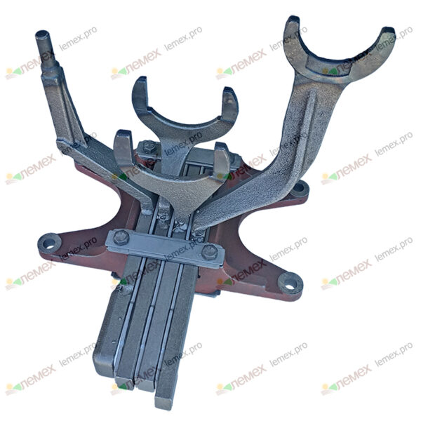 50-1702080-А Корпус вилок в сборе, КПП МТЗ-80/82